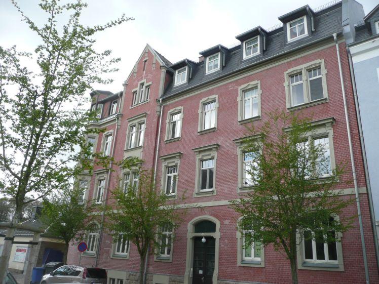 +++ Nachmieter gesucht! +++ 3-ZimmerDachgeschosswohnung mit Einbauküche +++ - Foto 1