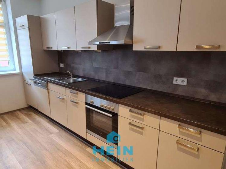 Schöne möblierte 3-Raum-Wohnung im Zentrum von Aue - Photo 1
