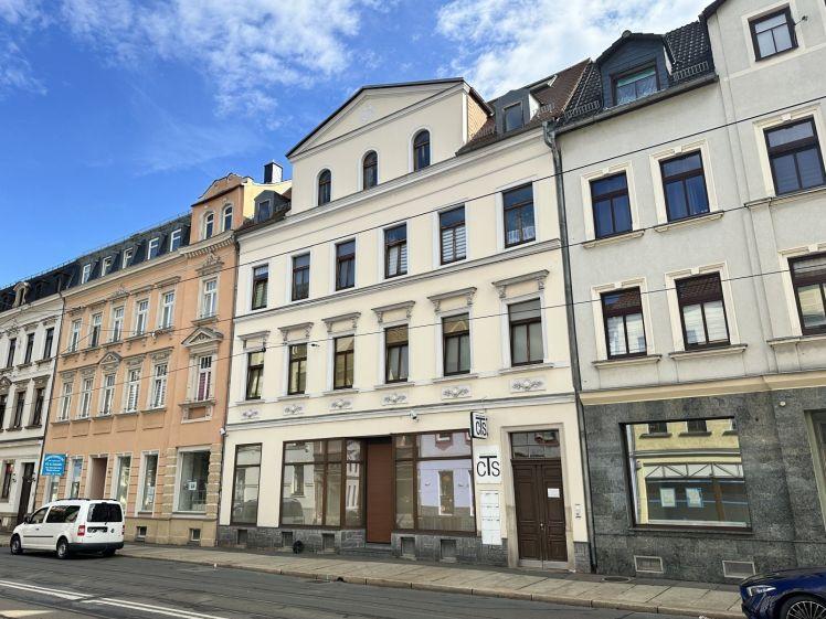 *Renovierte 4-Raum-Maisonettewhg. mit Balkon und EBK! Zentrumsnah!* - Foto 1