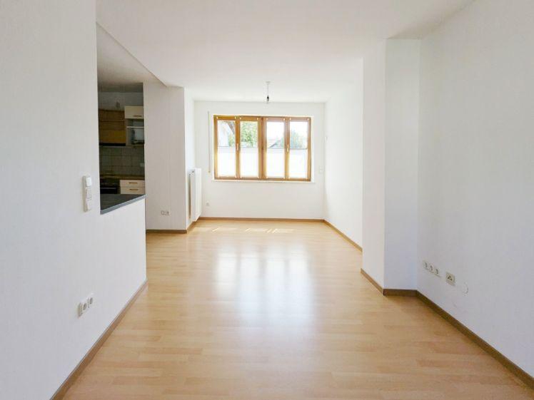 4-Zimmer-Maisonettewohnung mit Terrasse und Stellplatz in zentraler Lage von Edling - Foto 1