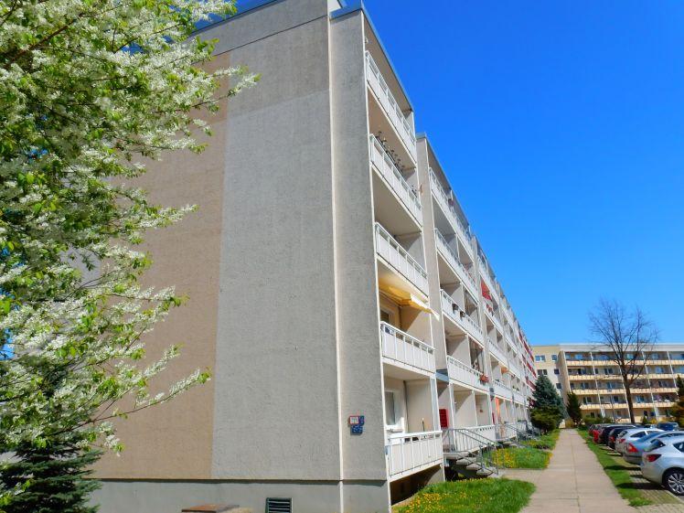 Frei ab Oktober: Frisch renovierte 4-Raum-Wohnung in Königshufen - Foto 1