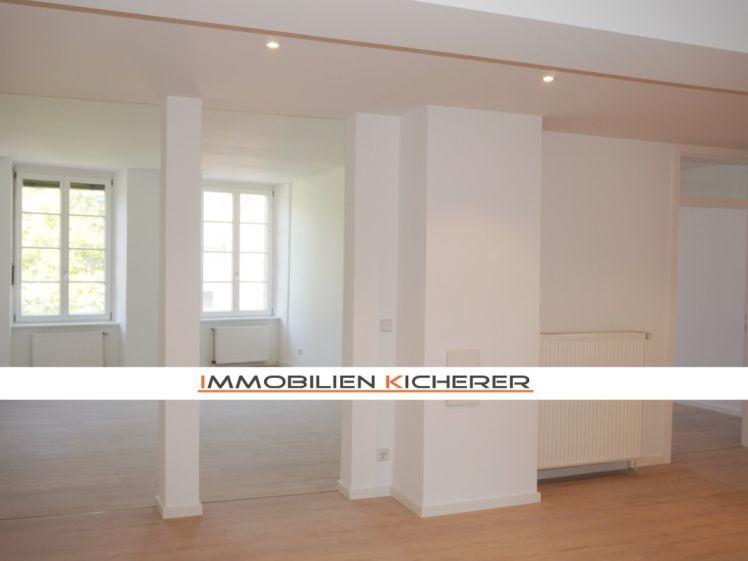 Erstbezug - großzügiges Wohnen - Carport - im Herzen von Überlingen - unmittelbare Nähe zum See - Photo 1