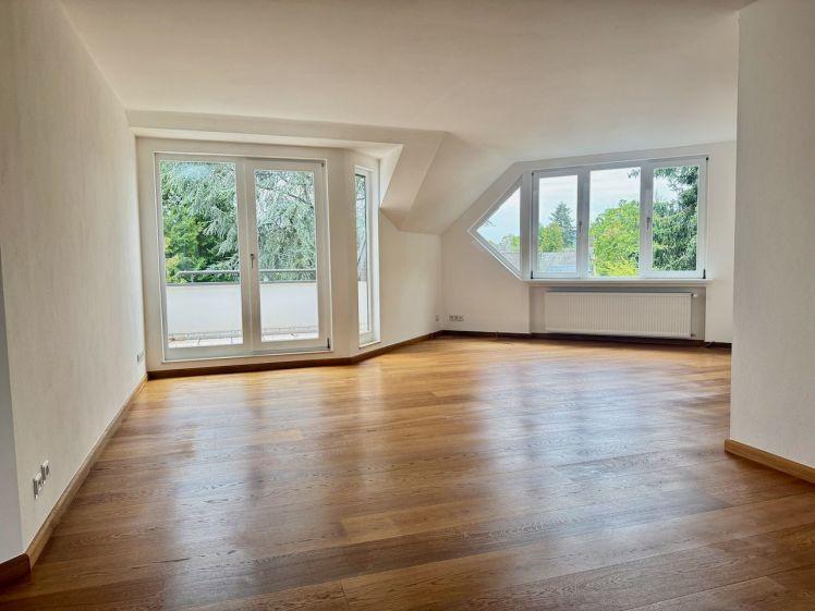 *Mietwohnung in Koblenz-Oberwerth* 3 Loggien, Garage, Treppenlifter - Photo 1