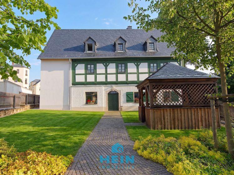Denkmal-Juwel in der Bergstadt Schneeberg: Hochwertige Erdgeschosswohnung mit Gartennutzung! - Photo 1