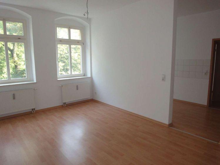 Frei ab sofort + Wanne/Dusche/Fenster im Bad + 1. OG - Photo 1