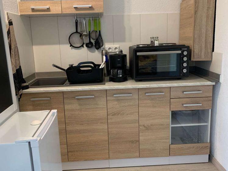 VOLL MÖBLIERTE & AUSGESTATTETE WOHNUNG AUF ZEIT! - Foto 1