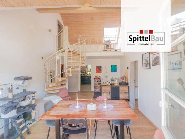 Schöne 6 Zimmer Maisonette Wohnung mit 2 Balkonen in Tennenbronn zu vermieten! - Photo 1
