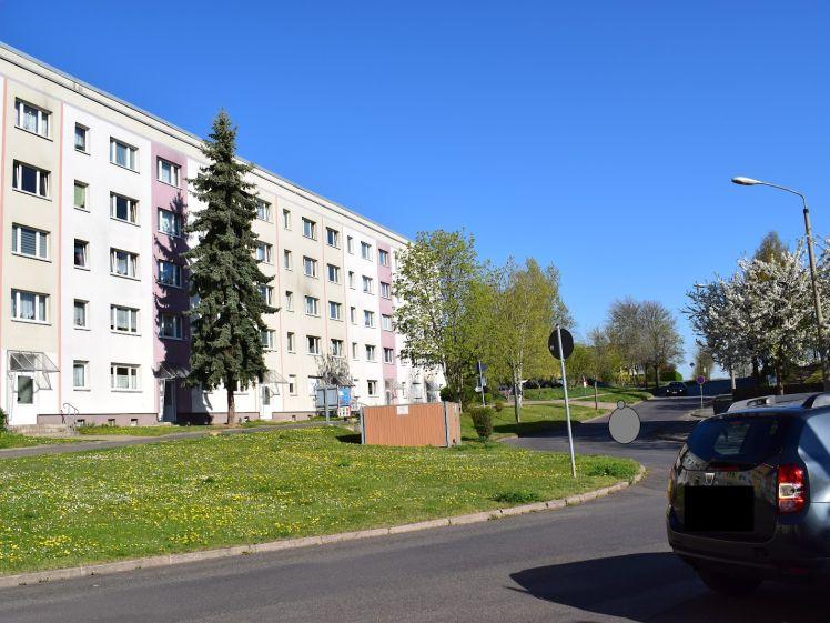 Singlewohnung im Hochparterre mit Balkon - Photo 1