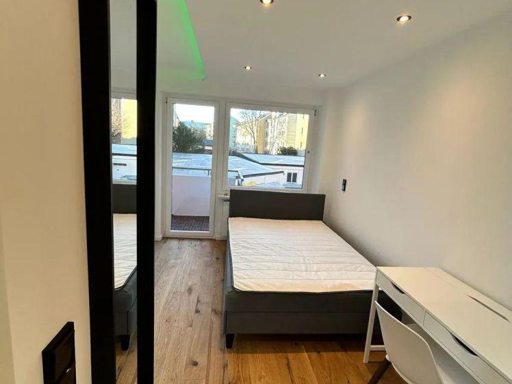 Ankommen, einziehen, wohlfühlen – dein neues WG-Zimmer I München | Johann-Clanze-Str. 27 - Photo 1