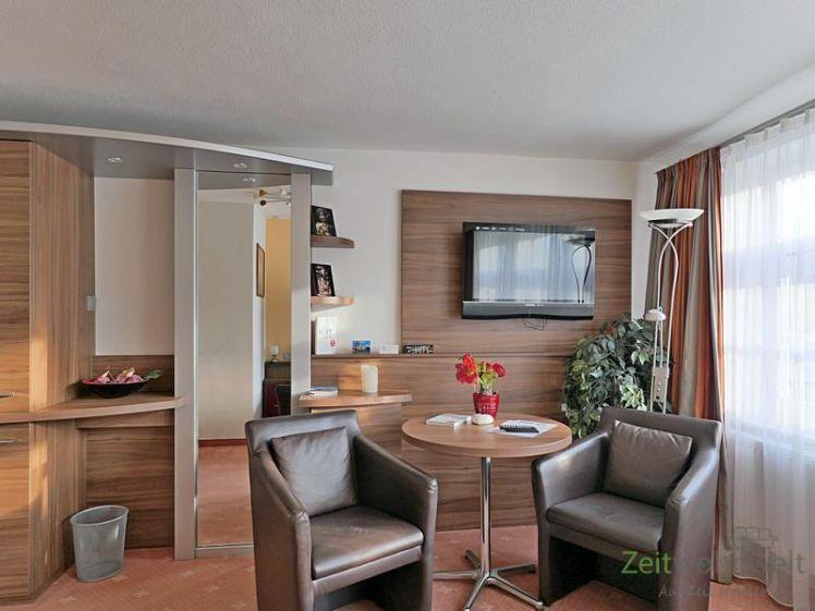 (EF0782_M) Erfurt: Altstadt, zentral gelegenes Apartment mit direktem Blick auf den Erfurter Dom, WLAN inklusive - Foto 1