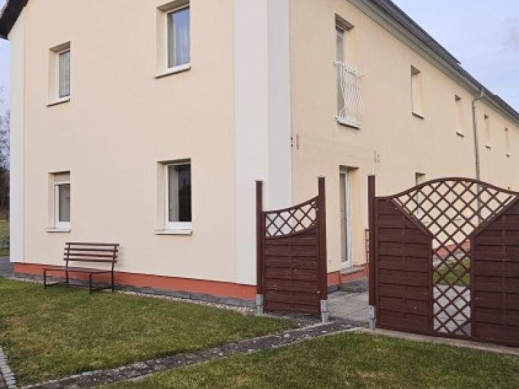 Top Wohnung in Hirschfelde mit Terrasse und EBK - Foto 1