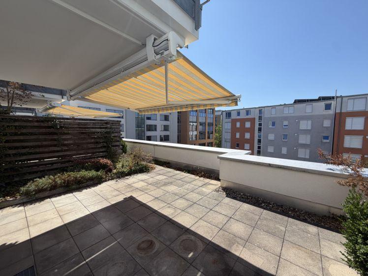 Barrierefreie 3,5 Zimmerwohnung mit großer Dachterrasse - Photo 1
