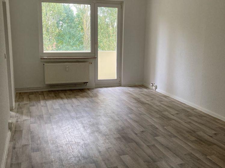 Renovierte 3- Zimmer Wohnung mit Blick ins Grüne! - Foto 1