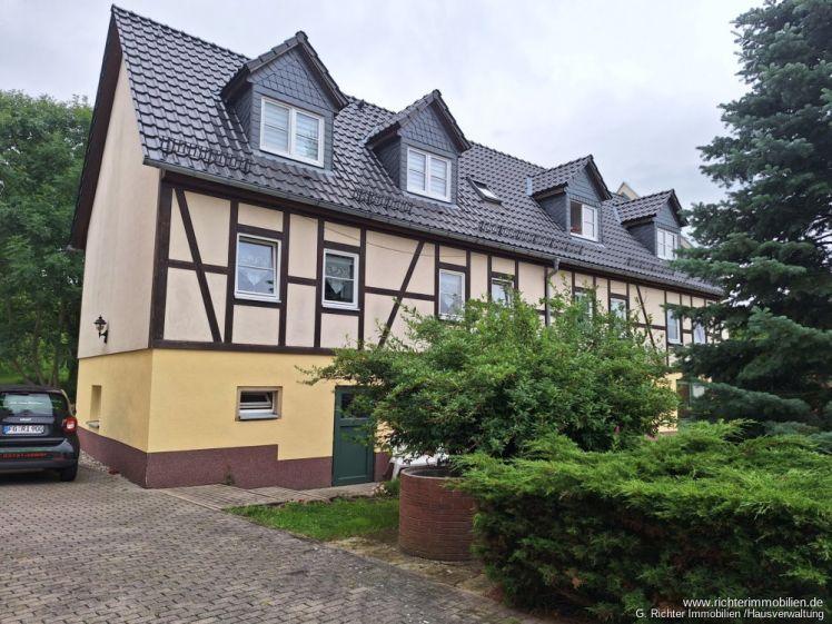 2-Zimmer-Wohnung mit Einbauküche in ruhige Wohnlage in einem Dreiseitenhof in Hirschfeld (Reinsberg) - Photo 1