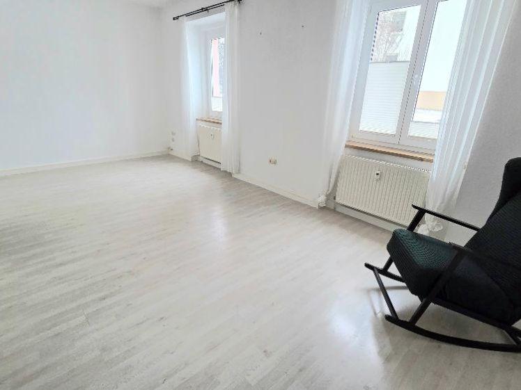 Super 2-R.-Whg. mit EBK und großer Terrasse mitten im Zentrum - Photo 1