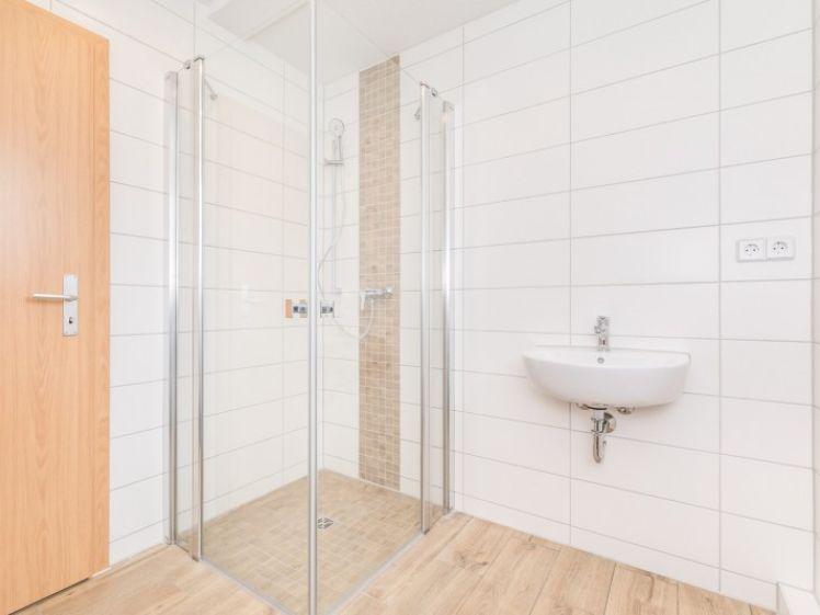 Altbau / Ebenerdige Dusche - Photo 1