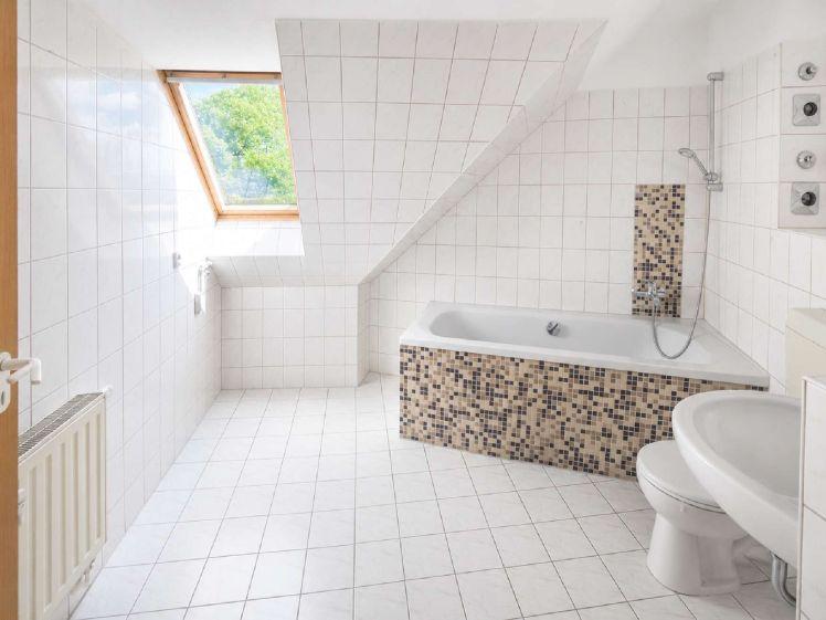 Einzigartige Dachgeschosswohnung sucht Liebhaber - Foto 1