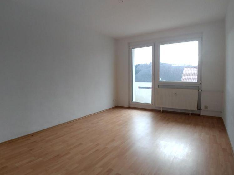 3-Raum-Wohnung mit Blick über Elsterberg mit Balkon - Photo 1