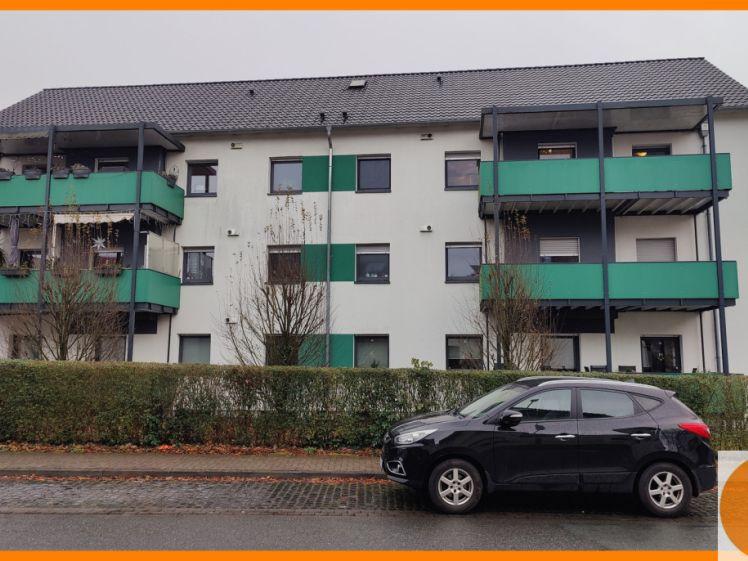 Frisch renoviert 3 ZKB im EG und energetisch top! Neues Dusch-Bad und ein großer BALKON! - Photo 1