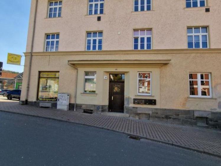 Helle 4 Zimmer Wohnung in Reusa mit Balkon und großem Bad im 1.OG - Photo 1