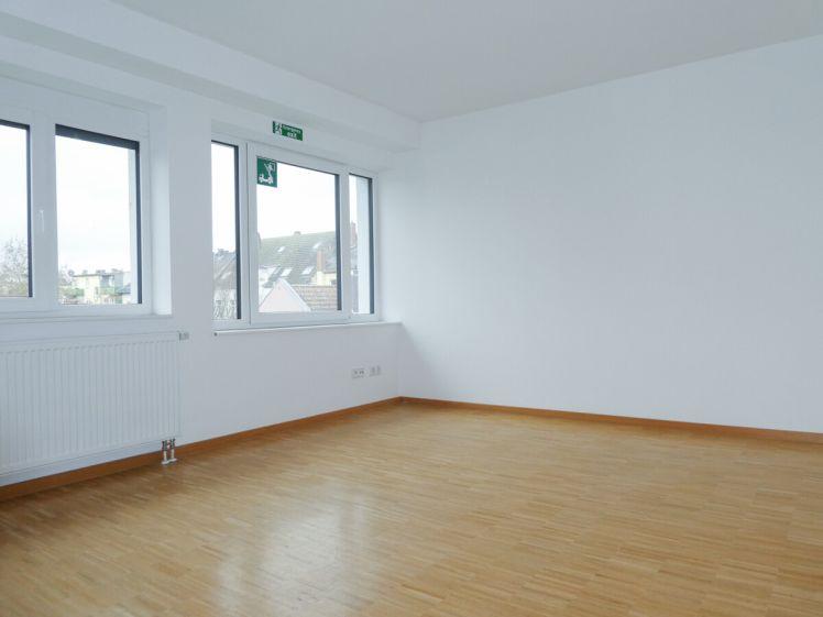 Moderne Wohnung (2021) in zentraler Lage – mit Einbauküche & Energieeffizienz A+ - Foto 1