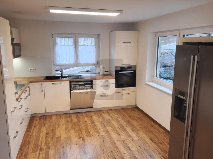 KOMFORT MIT ERSTKLASSIGER PREMIUM-AUSSTATTUNG - Photo 1