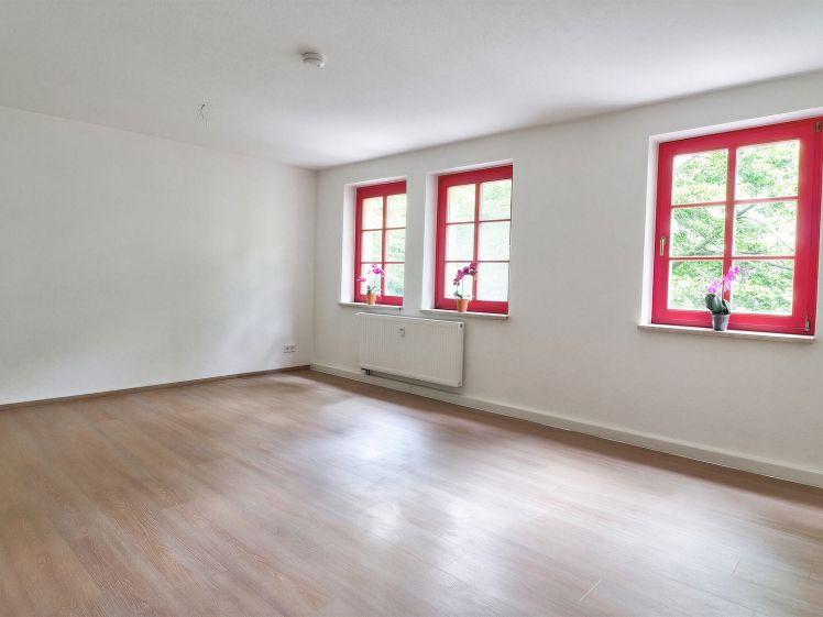 Im Zentrum gelegene 3-Zi.-Whg. mit moderner Einbauküche! - Photo 1