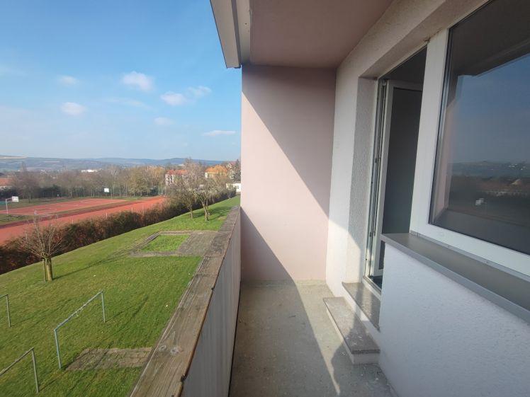 Günstige Dreiraumwohnung mit Balkon und Blick ins Grüne! - Foto 1