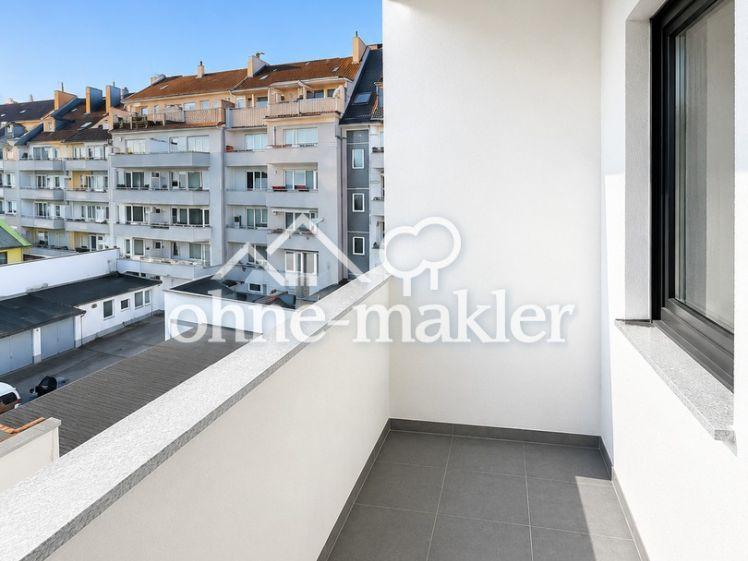 Erstbezug nach Sanierung nahe Kö: 2-Zi.-Wohnung mit neuer EBK und Balkon - Photo 1