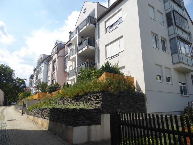 2 Zimmer Wohnung mit Balkon im Zentrum - Photo 1