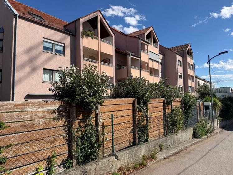 Attraktive Dachwohnung in Top Lage - Photo 1