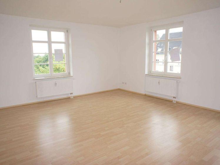 EBK inklusive - Moderner Grundriss im 1. OG - frei ab 1.5.26 - Photo 1