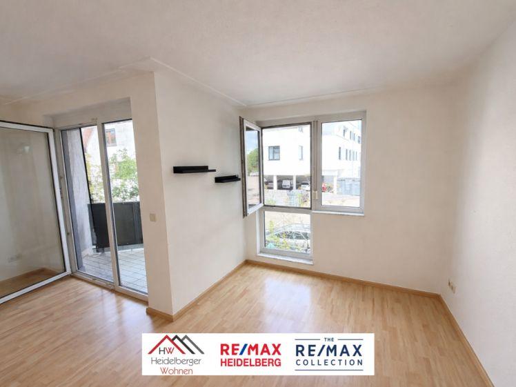 Gut belichtete 1-Zimmer-Wohnung mit 33 m² und Balkon nahe dem Stadtzentrum im 1. OG - Photo 1