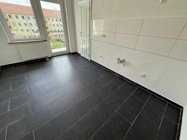 Heimkommen und Wohlfühlen* sep. WC* modern saniert* Balkon* im 2.OG - Photo 1