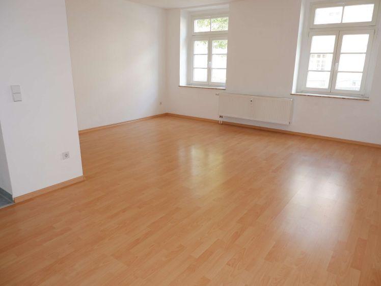 TOP Wohnung - Laminat - Bad mit Fenster / frei ab 1.6.26 - Photo 1