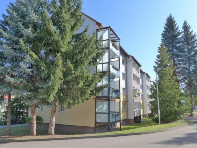 Bequem im Erdgeschoss mit Südbalkon! - Photo 1