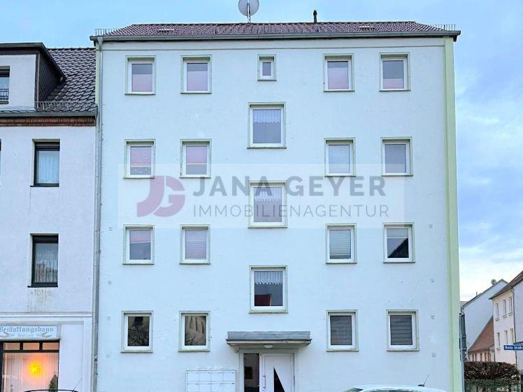 EILENBURG STADT * ERDGESCHOSS * 2 ZIMMER, KÜCHE, TAGESLICHTBAD * STELLPLATZ * mittendrin statt nur dabei ;-) - Photo 1