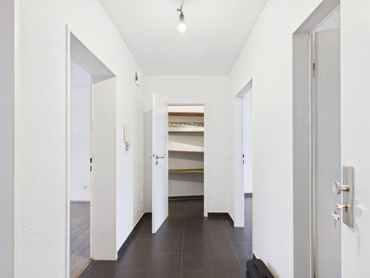 2 Zimmer Wohnung mit Balkon und Tageslichtbad in guter Lage Neckarau - Foto 1