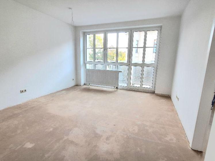Sonnige 2-R.-Whg. mit Lift, ideal f. ältere Personen (Boden kommt neu) - Photo 1