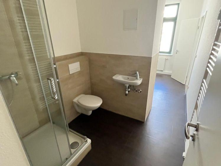 Große lichtdurchflutete Zimmer - Balkon - 2 Bäder u.v.m. - Foto 1