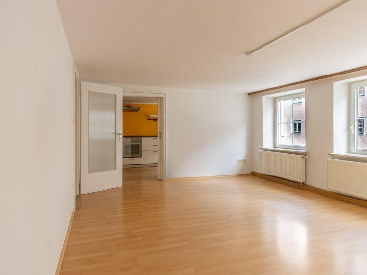 Großzügige Wohnung im Herzen von Landsberg - Foto 1