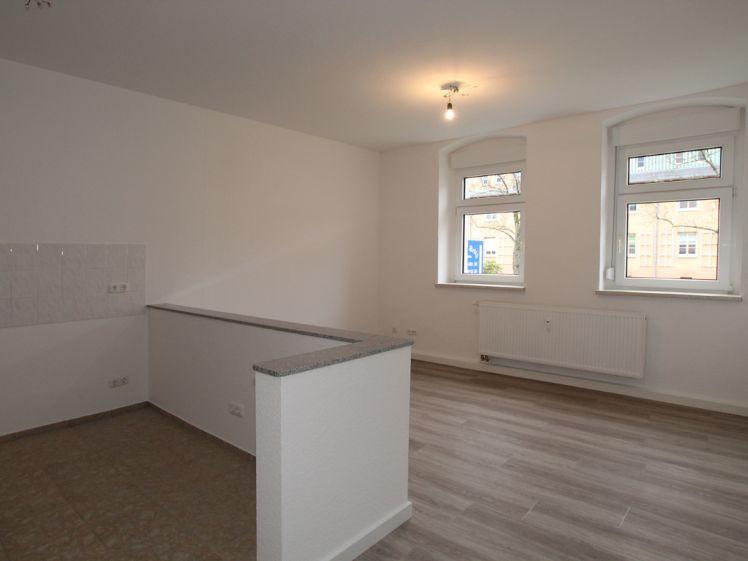 Schöne Single-Wohnung mit interessantem Küchen-/Wohnbereich - Photo 1