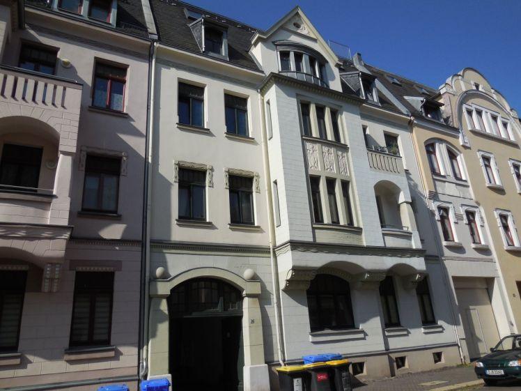 Ab 1.9.26! Großzügige 2-Raum-Maisonette-Wohnung mit EBK und Stellpl. in der Nordvorstadt! - Photo 1