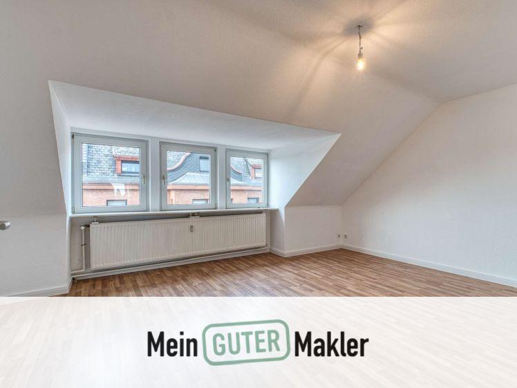 Frisch renovierte 4-Zimmer-Wohnung mit Tageslichtbad – ideal für Paare und Familien - Photo 1