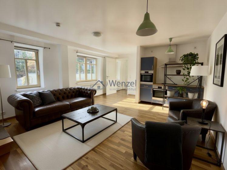 EINEN MONAT MIETFREI! Ein-Zimmer Appartement mit riesiger Dachterrasse - Photo 1