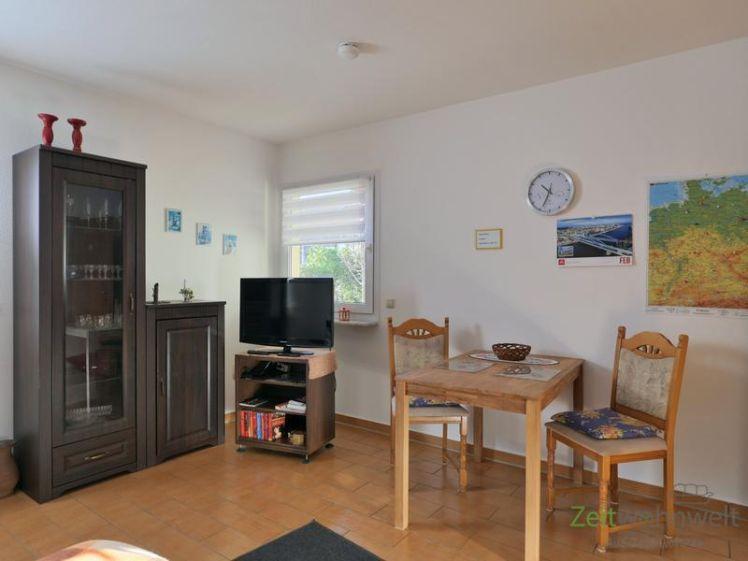 (EF1150_M) Magdeburg: Neu Olvenstedt, kleines möbliertes Apartment mit separatem Hauseingang und Terrasse - Foto 1