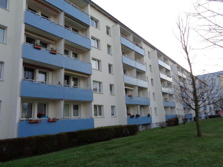 Kreative 2-Zimmer-Wohnung: Fußboden zur Eigenverlegung vorbereitet - Photo 1