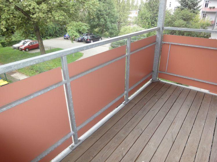 Frei ab 1.6.26 - 2. OG - Bad mit Fenster und Dusche - Süd-Balkon - Stellplatz - Foto 1