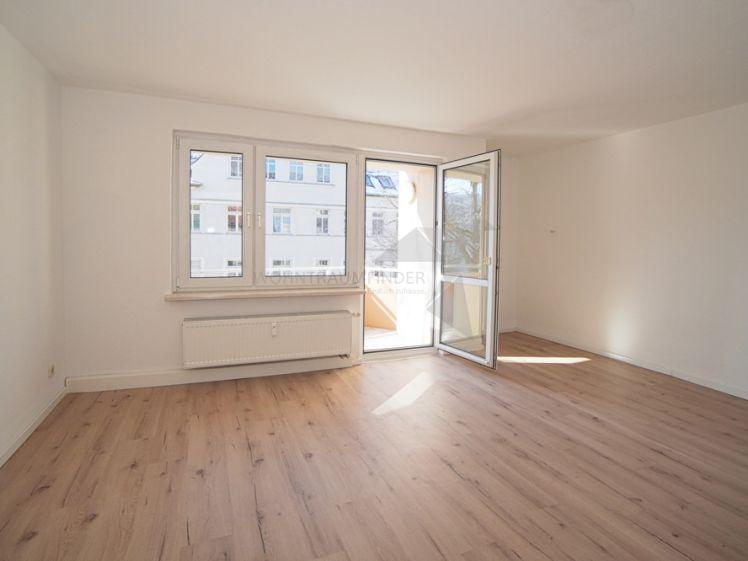 Helle 3-Raum-Whg. mit Tageslichtbad und Balkon in direkter Uni-Nähe - !! WG geeignet !! - Photo 1