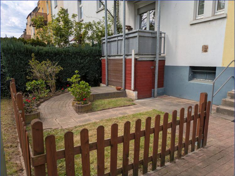 Perfekt für Singles & Paare - 2 Zimmer mit Balkon, Stellplatz & kleinem Garten im Essenner Norden! - Foto 1